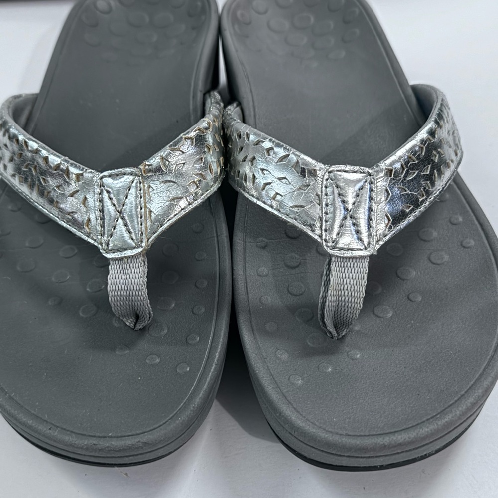 Vionic  pediatric designer